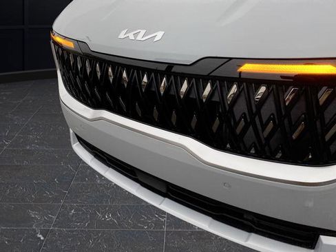 New 2026 Kia Carnival EX image 45