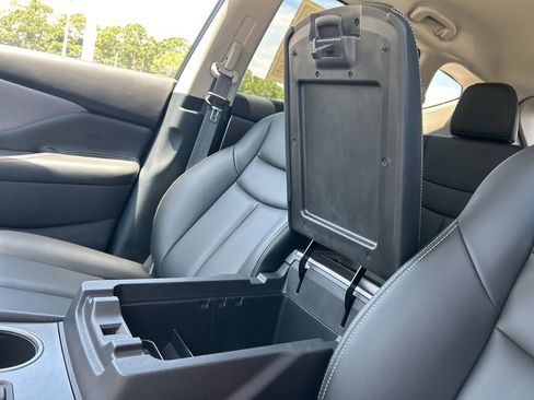 Certified 2024 Nissan Murano SV FWD image 40