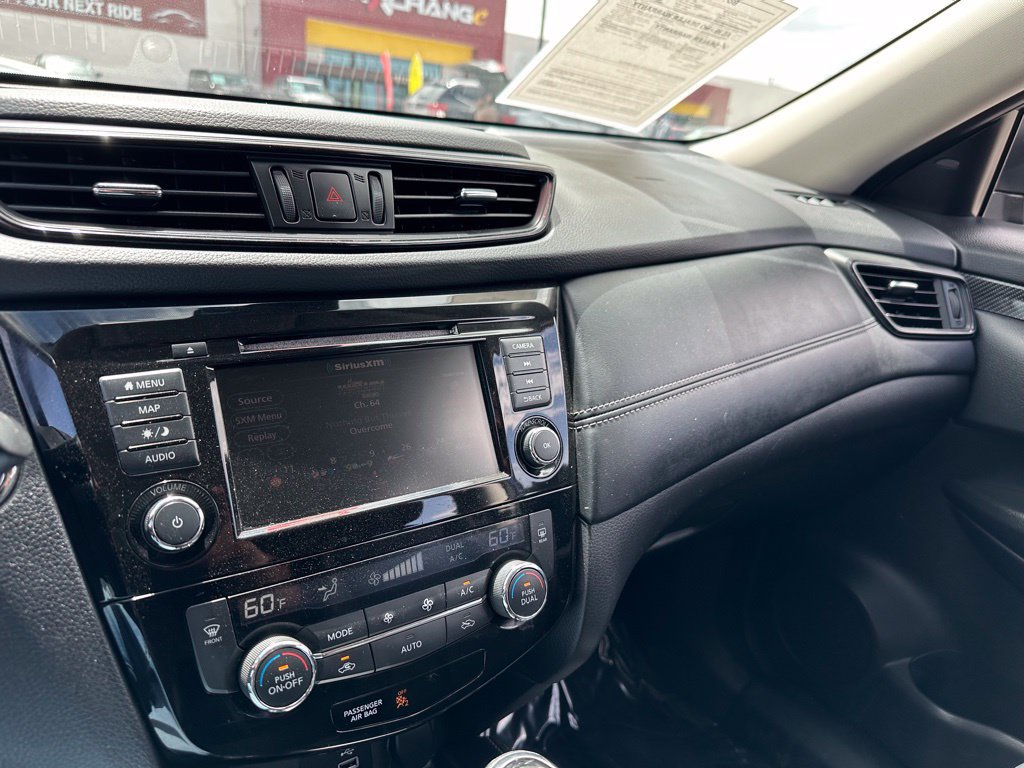 Used 2018 Nissan Rogue SL w/ Premium Package FWD image 19