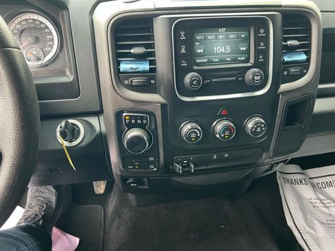 Used 2014 RAM 1500 Express AWD/4WD image 19