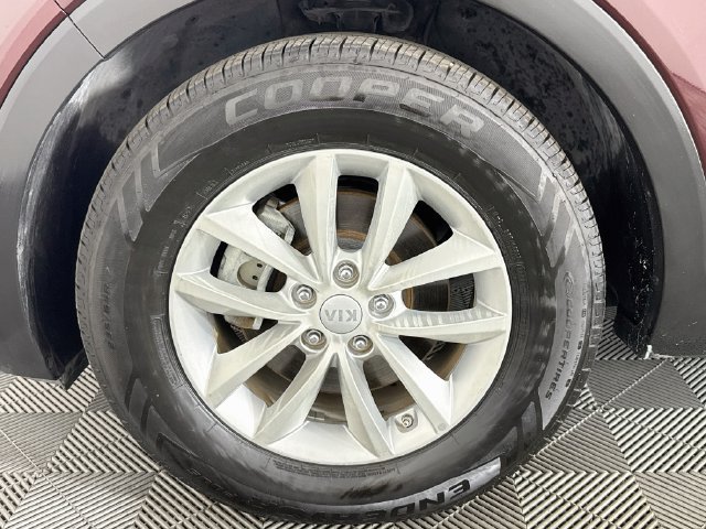 Used 2017 Kia Sorento FWD w/ LX Convenience Package image 35