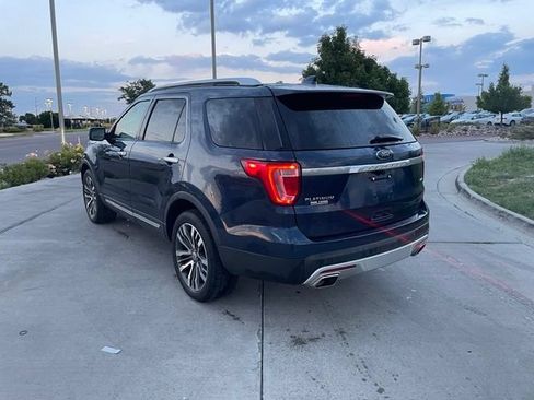 Used 2017 Ford Explorer Platinum AWD/4WD image 7