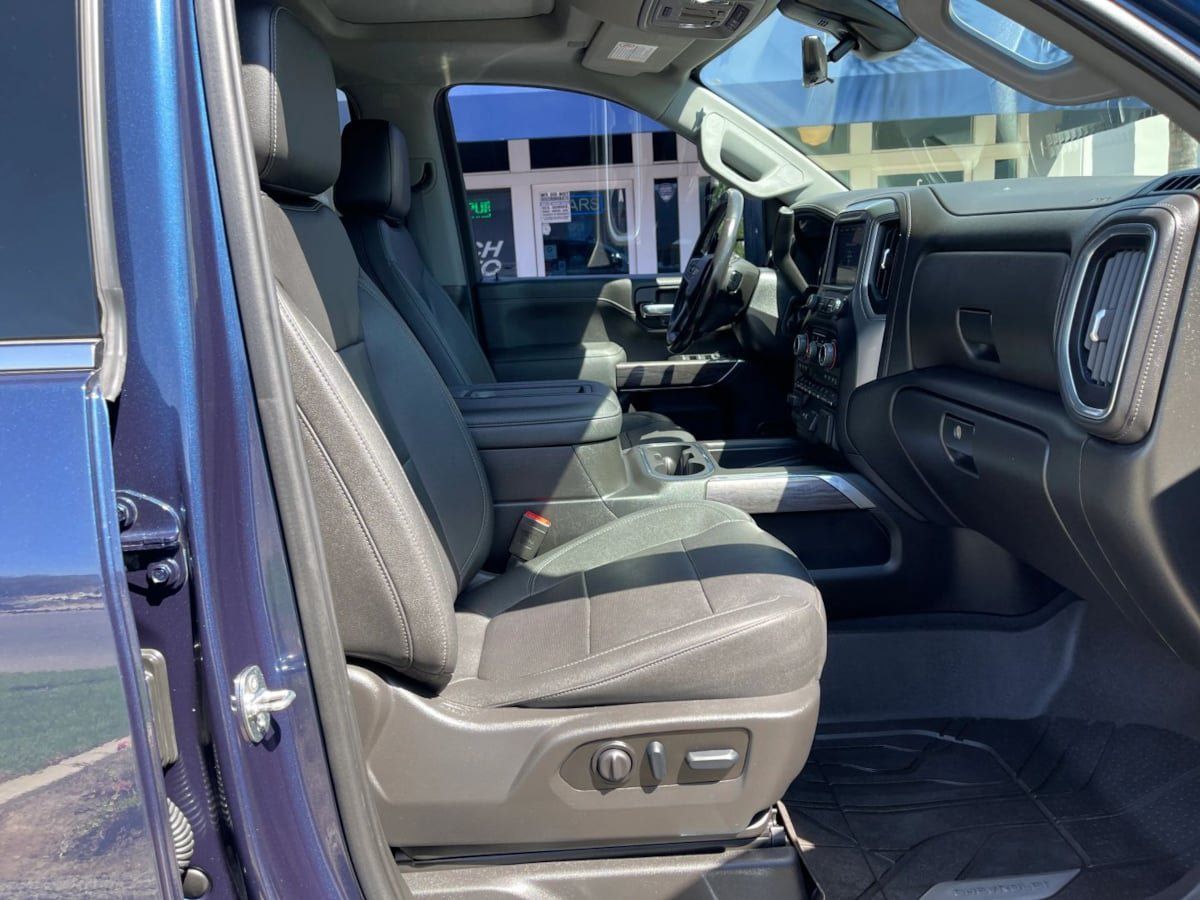 Used 2022 Chevrolet Silverado 2500 LTZ w/ LTZ Plus Package AWD/4WD image 33