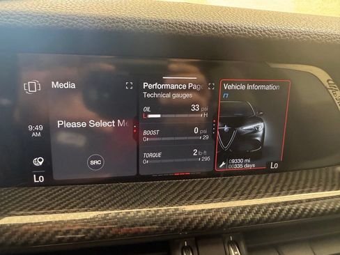 Used 2023 Alfa Romeo Stelvio Veloce AWD/4WD image 29