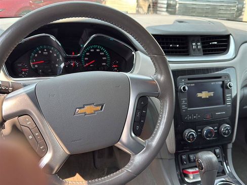 Used 2017 Chevrolet Traverse LT AWD/4WD image 20