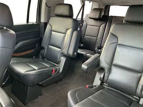 Used 2016 Chevrolet Suburban LTZ image 16