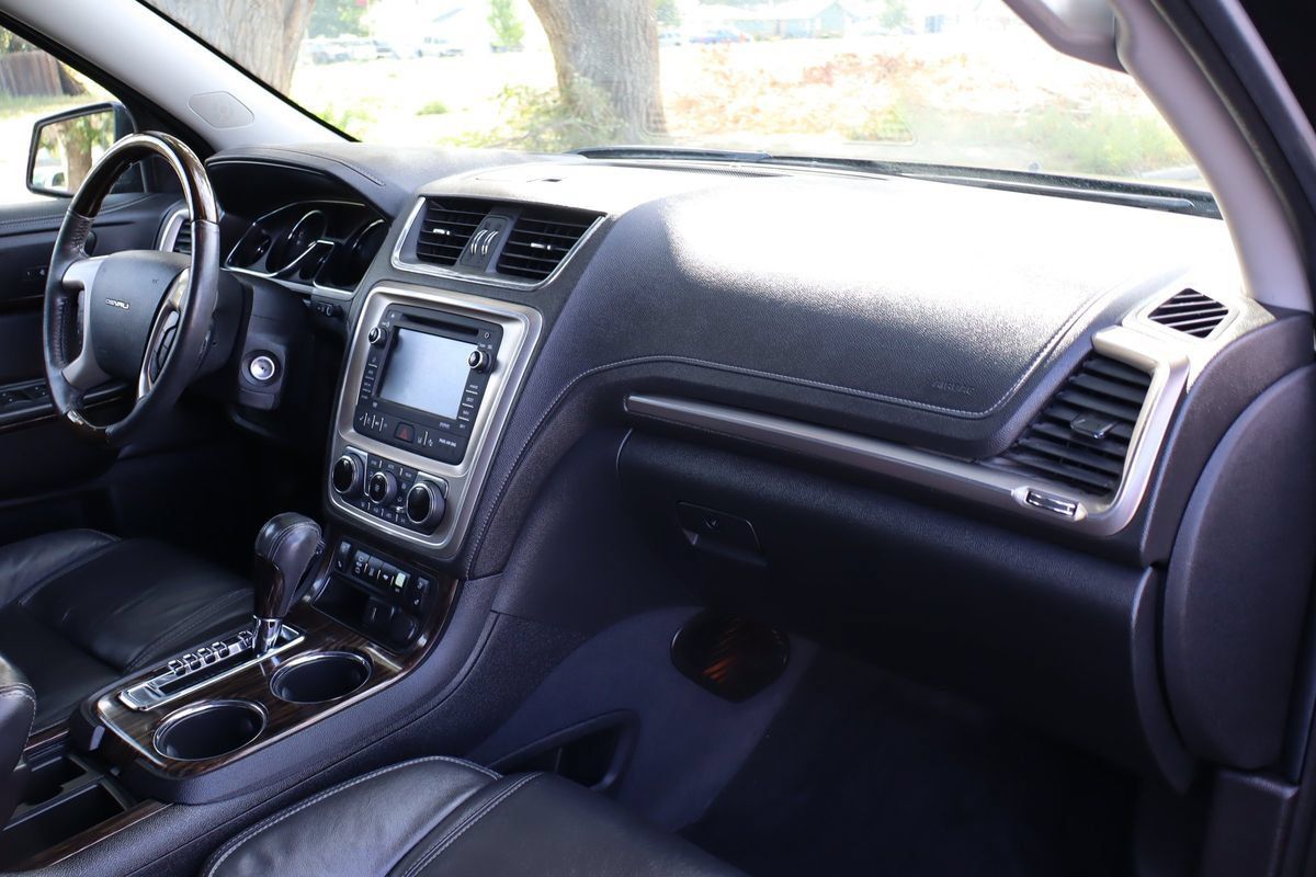 Used 2015 GMC Acadia Denali AWD/4WD image 17