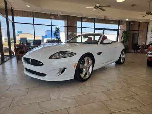 Used 2015 Jaguar XKR R RWD image 1