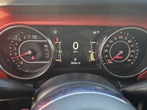 Used 2020 Jeep Wrangler Unlimited Rubicon AWD/4WD image 5