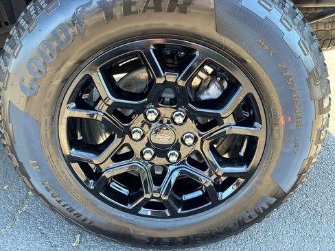 Used 2025 Ford F150 STX AWD/4WD image 12