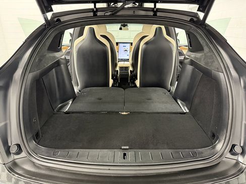 Used 2020 Tesla Model X Long Range AWD/4WD image 40
