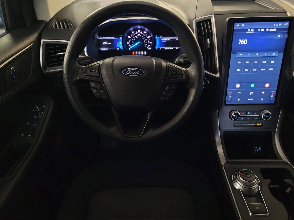 Used 2021 Ford Edge SE FWD image 22