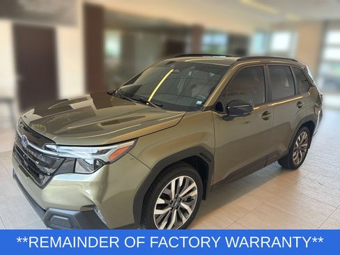 Used 2025 Subaru Forester Touring AWD/4WD image 4