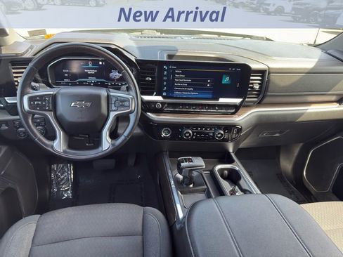 Used 2023 Chevrolet Silverado 1500 RST image 7