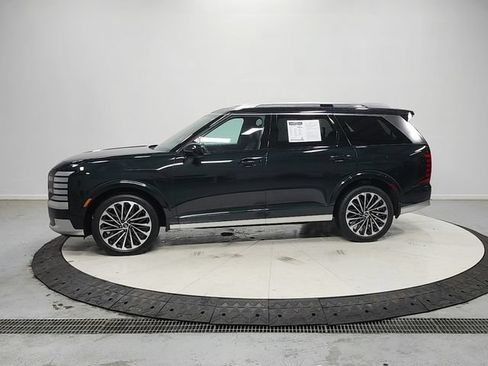 Used 2026 Hyundai Palisade Calligraphy FWD image 5