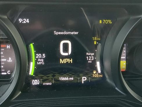 Used 2024 Jeep Wrangler Unlimited Sahara AWD/4WD image 24