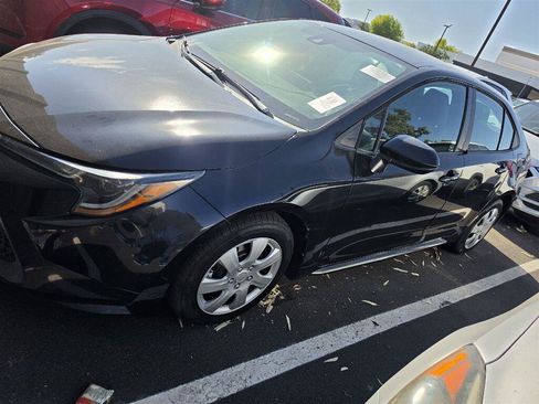 Used 2021 Toyota Corolla LE w/ Carpet Mat Package (TMS) FWD image 2