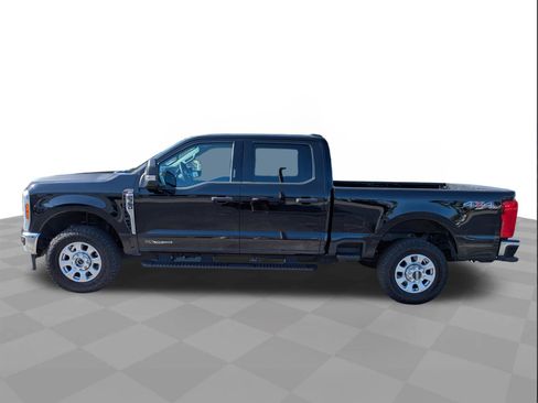 Used 2023 Ford F350 XLT image 7