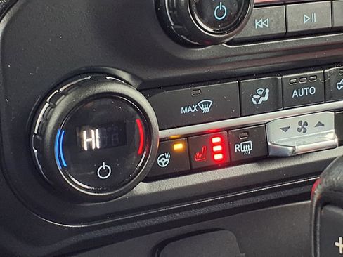 Used 2023 Ford Bronco Outer Banks image 5