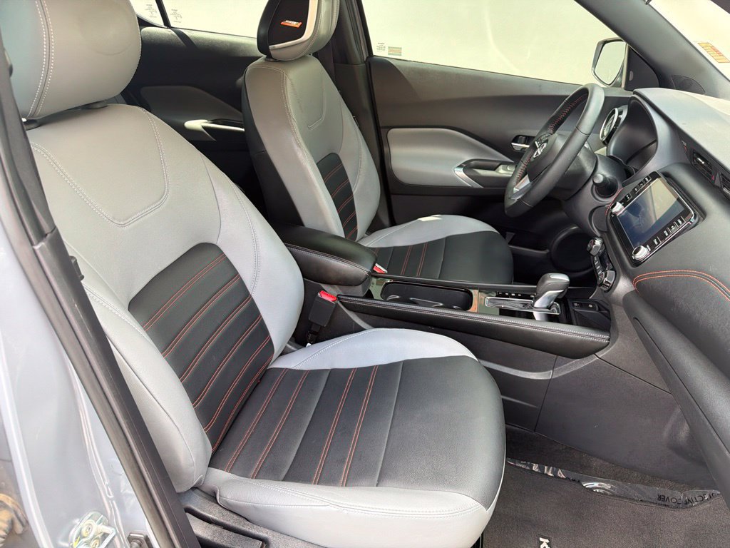Used 2024 Nissan Kicks SR w/ SR Premium Package FWD image 24
