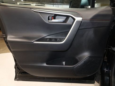 Used 2024 Toyota RAV4 Adventure image 21