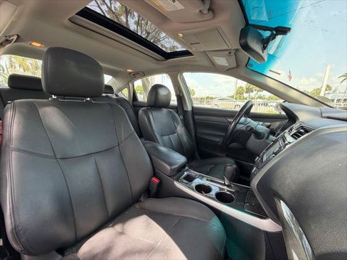 Used 2013 Nissan Altima 2.5 SL w/ Technology Pkg FWD image 12