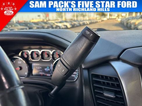 Used 2018 Chevrolet Suburban LT w/ Luxury Package image 29