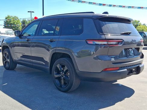 Used 2024 Jeep Grand Cherokee L Altitude AWD/4WD image 4