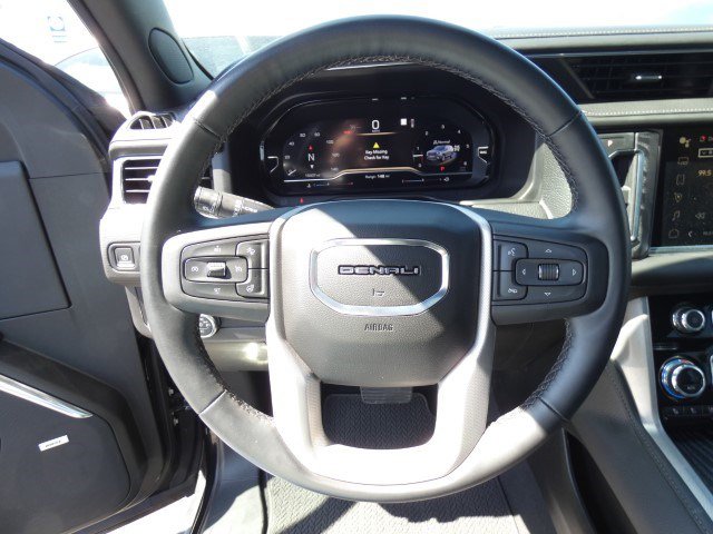 Used 2023 GMC Yukon XL Denali AWD/4WD image 33