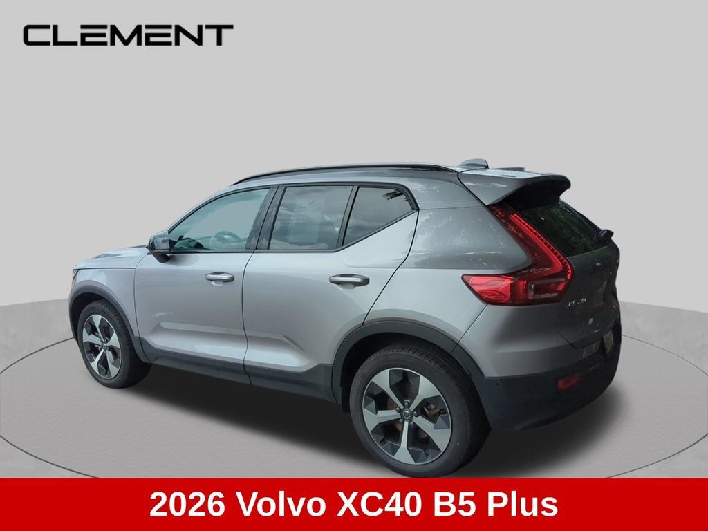 Used 2026 Volvo XC40 B5 Plus AWD/4WD image 5