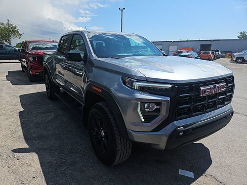 Used 2024 GMC Canyon Elevation w/ Convenience Package AWD/4WD image 5
