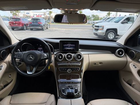 Used 2015 Mercedes-Benz C 300 Sedan image 10