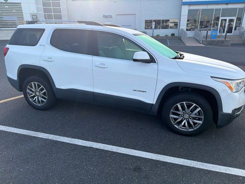 Used 2019 GMC Acadia SLE w/ Driver Alert Package I AWD/4WD image 2