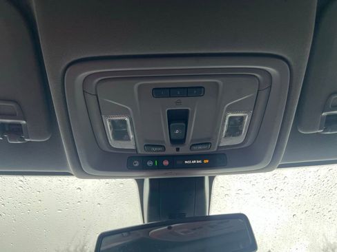 Used 2021 GMC Sierra 1500 SLT w/ SLT Premium Plus Package image 31