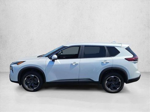 Used 2024 Nissan Rogue SV FWD image 6