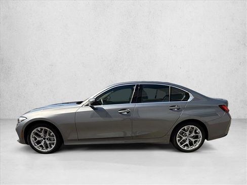 Used 2025 BMW 330i xDrive Sedan AWD/4WD image 2