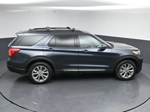 Certified 2024 Ford Explorer XLT w/ Equipment Group 202A AWD/4WD image 51
