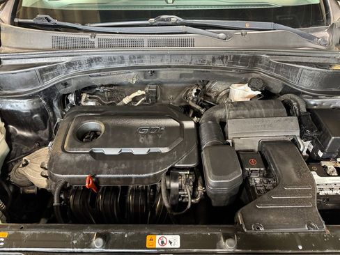 Used 2017 Hyundai Santa Fe Sport image 27