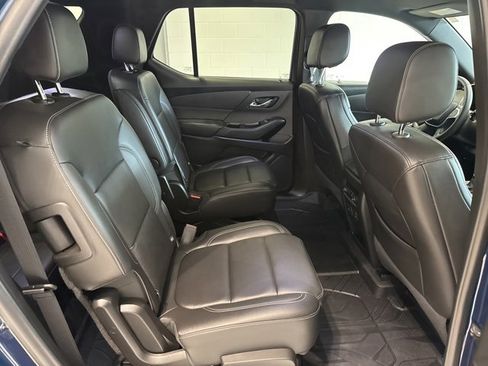 Certified 2023 Chevrolet Traverse LT w/ LT Premium Package image 12