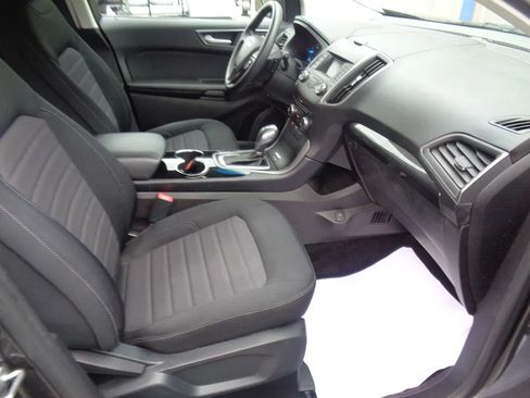 Used 2017 Ford Edge SE AWD/4WD image 11