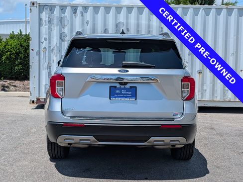 Certified 2021 Ford Explorer XLT w/ Equipment Group 202A RWD image 5