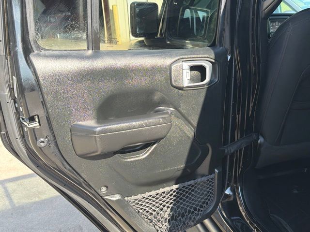Used 2020 Jeep Wrangler Unlimited Sport AWD/4WD image 13