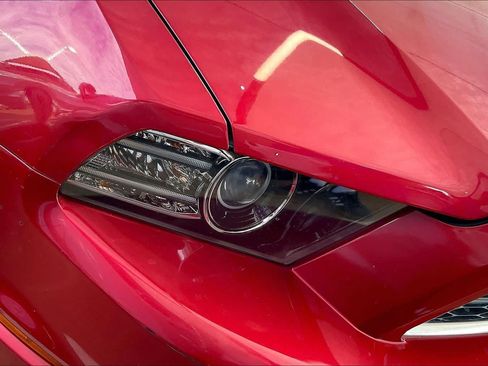 Used 2013 Ford Mustang Coupe RWD image 24
