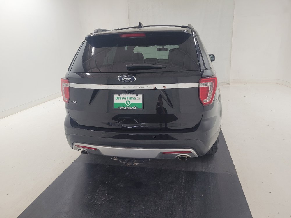 Used 2017 Ford Explorer XLT w/ Equipment Group 202A FWD image 7