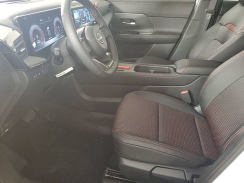 New 2026 Nissan Kicks SR w/ Illumination Package FWD image 15
