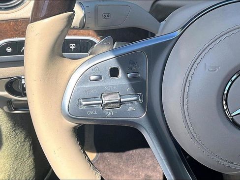 Used 2019 Mercedes-Benz S 560 4MATIC Sedan image 11