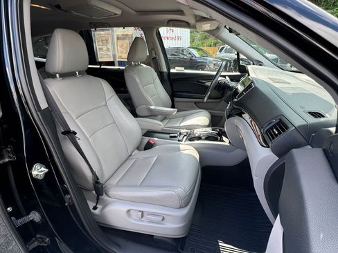 Used 2019 Honda Pilot Touring image 25