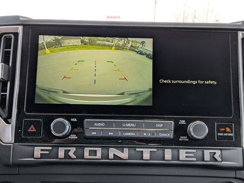Certified 2025 Nissan Frontier SV w/ SV Convenience Package RWD image 20
