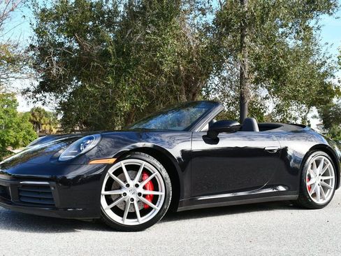 Used 2022 Porsche 911 Carrera 4S image 23