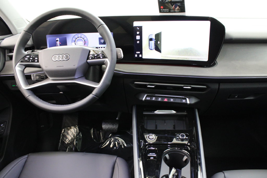 New 2026 Audi Q3 quattro 2.0T AWD/4WD image 9